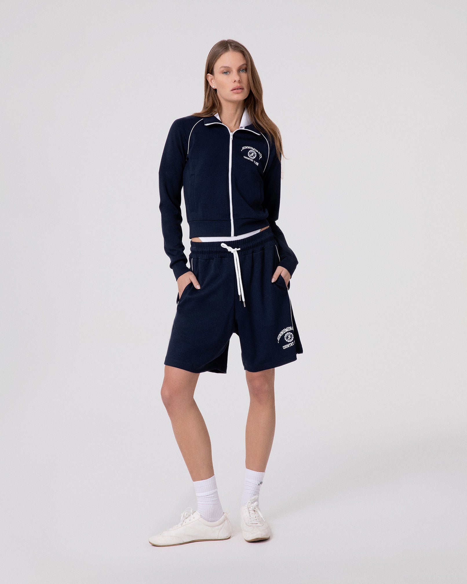 SHORT FULL ZIP RAGLAN SWEATSHIRT IN VISCOSE WITH CONTRAST PIPING AND ZIP