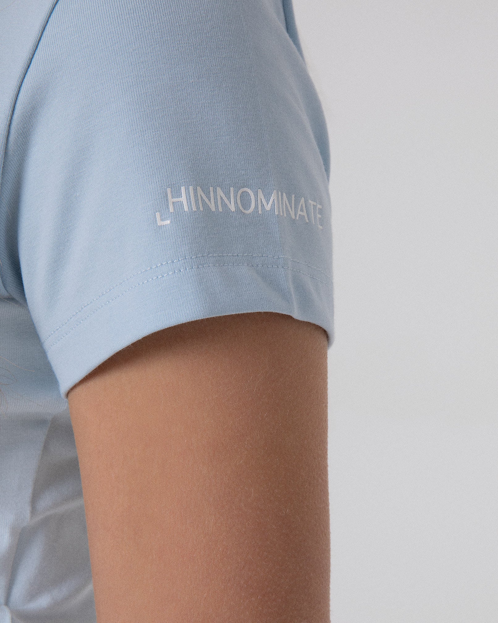 T-SHIRT IN BIELASTICO CON ARRICCIATURE DAVANTI