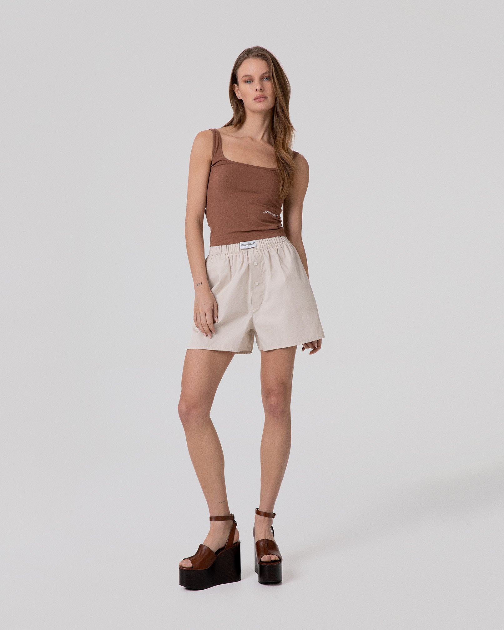 CANOTTA IN BIELASTICO CON SCOLLO SQUADRATO