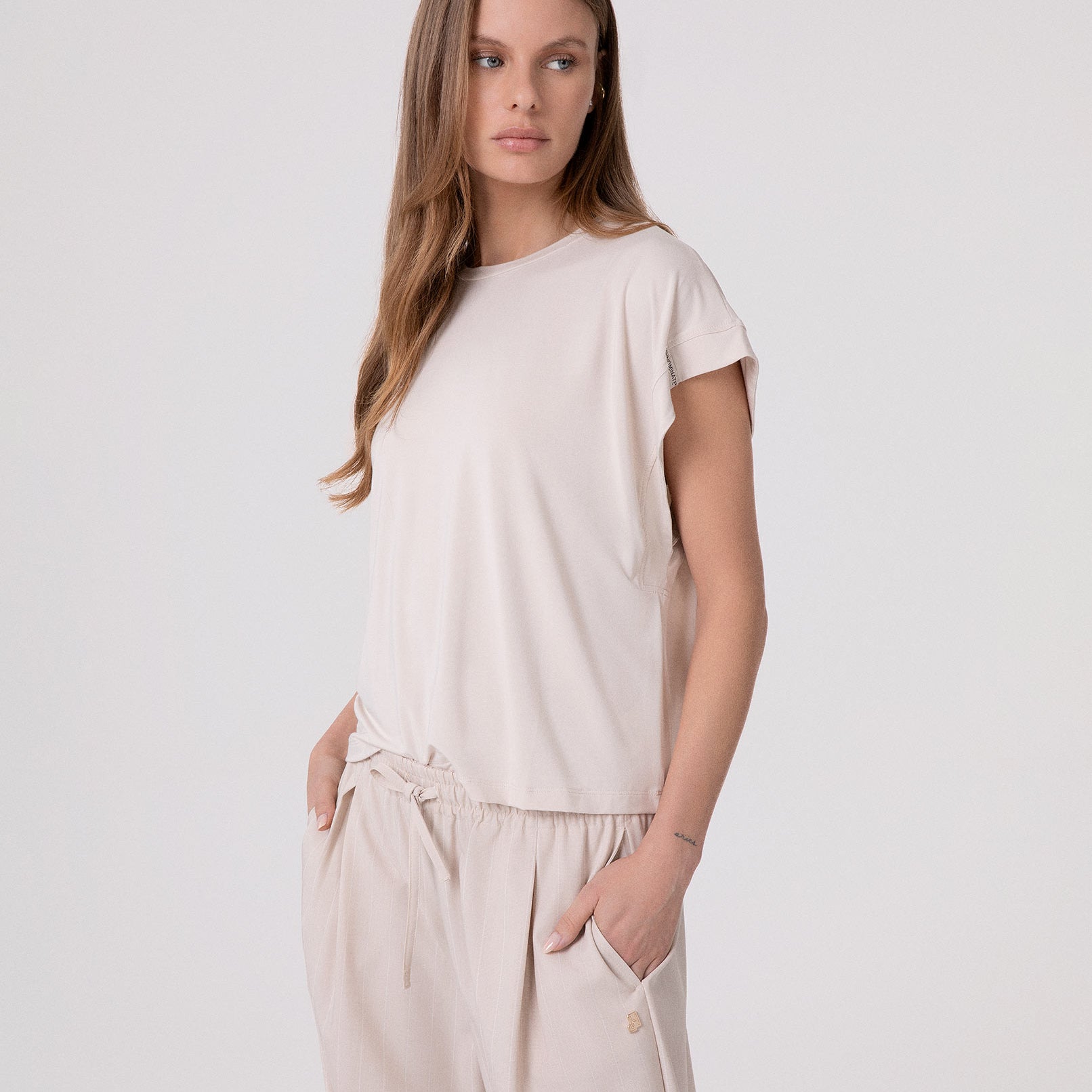 T-SHIRT IN VISCOSA OVER