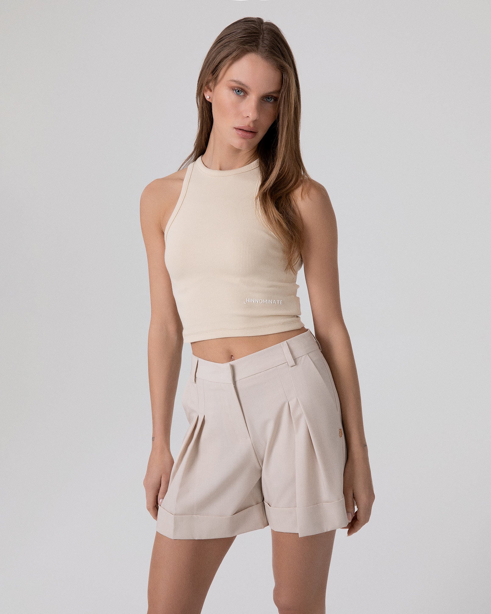CROP TOP IN COSTINA CON SCOLLO ALL'AMERICANA