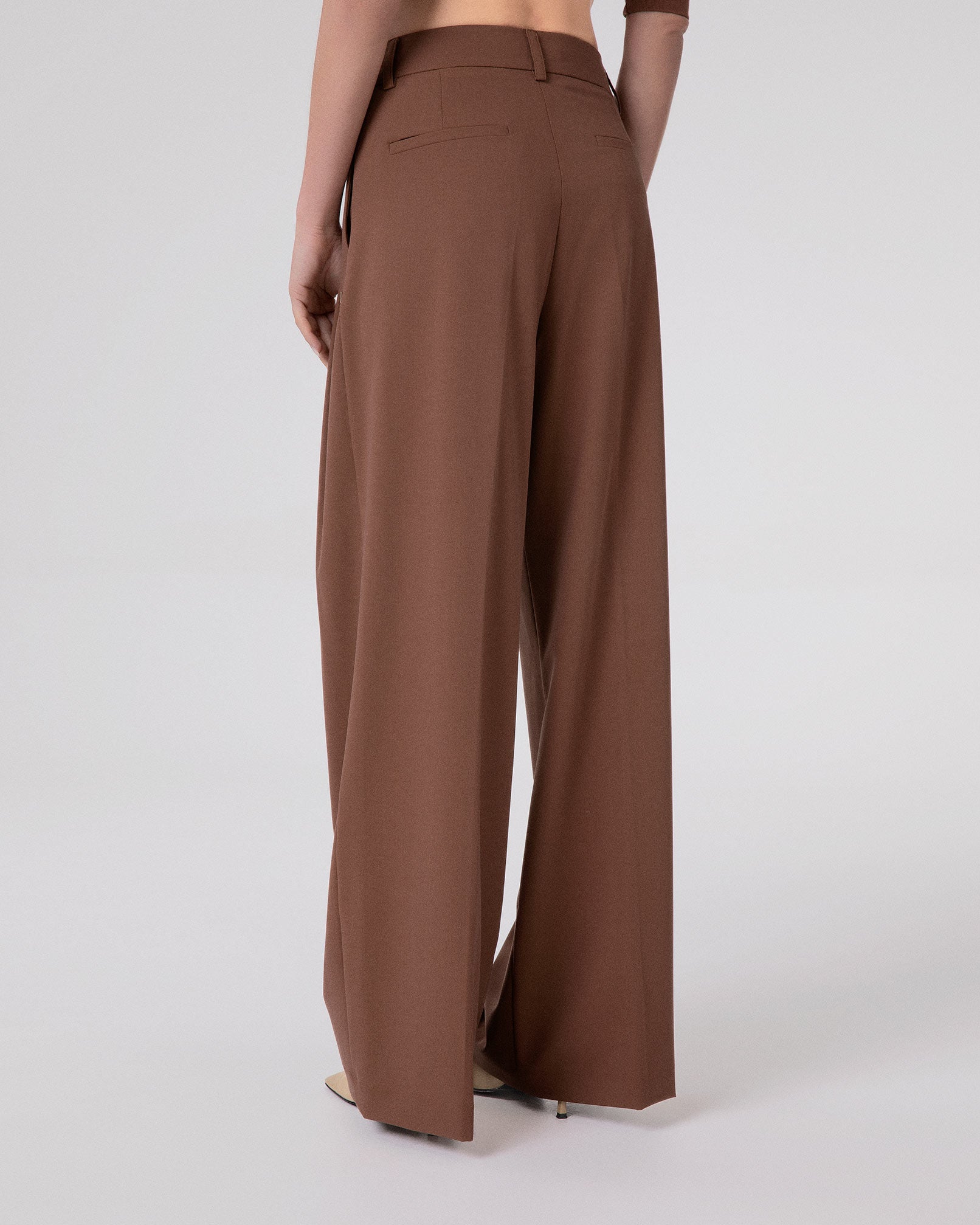 PANTALONE OVER CON PENCES