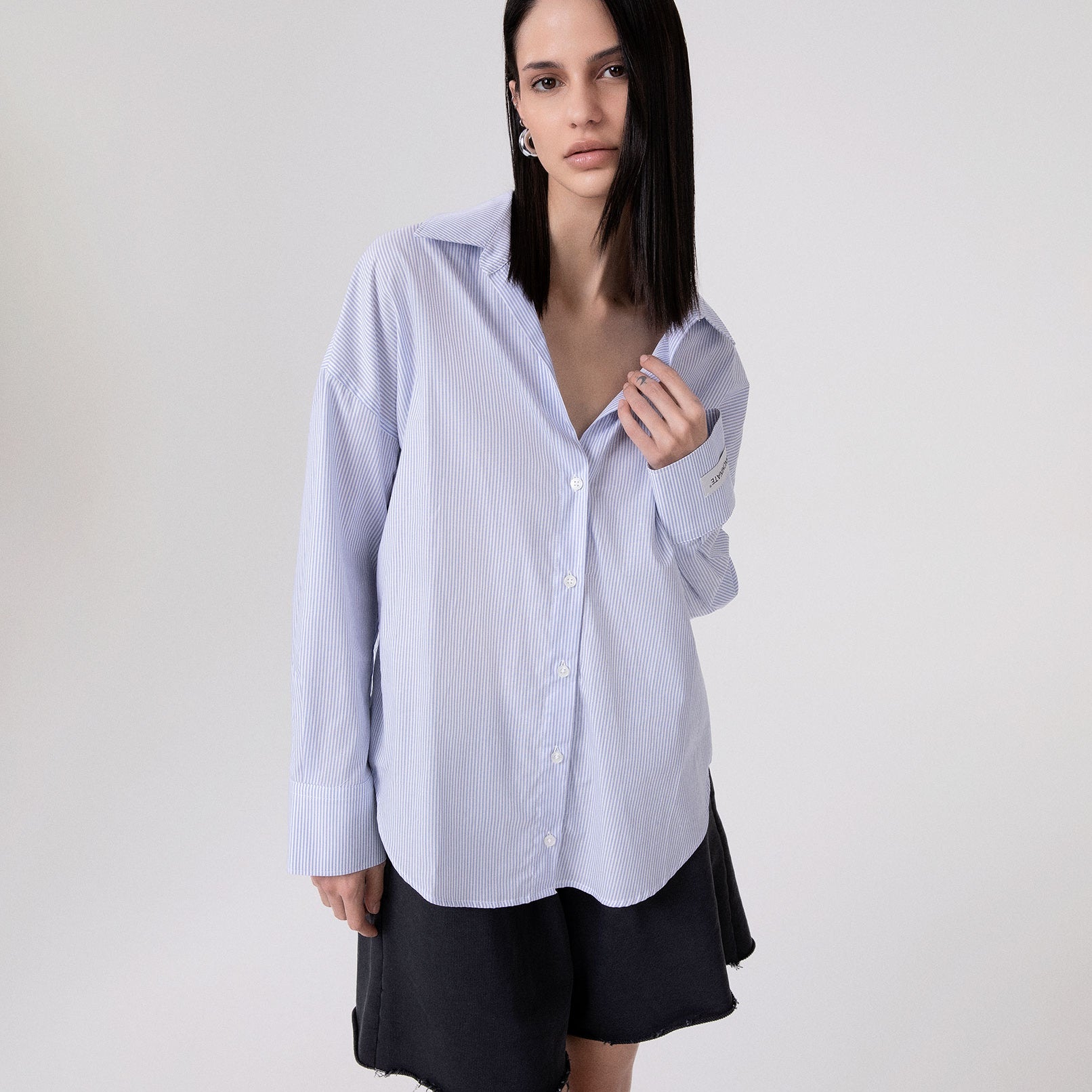 CAMICIA BASICA RIGATA IN COTONE