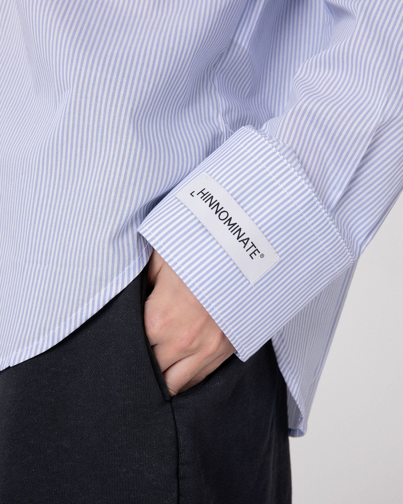 CAMICIA BASICA RIGATA IN COTONE