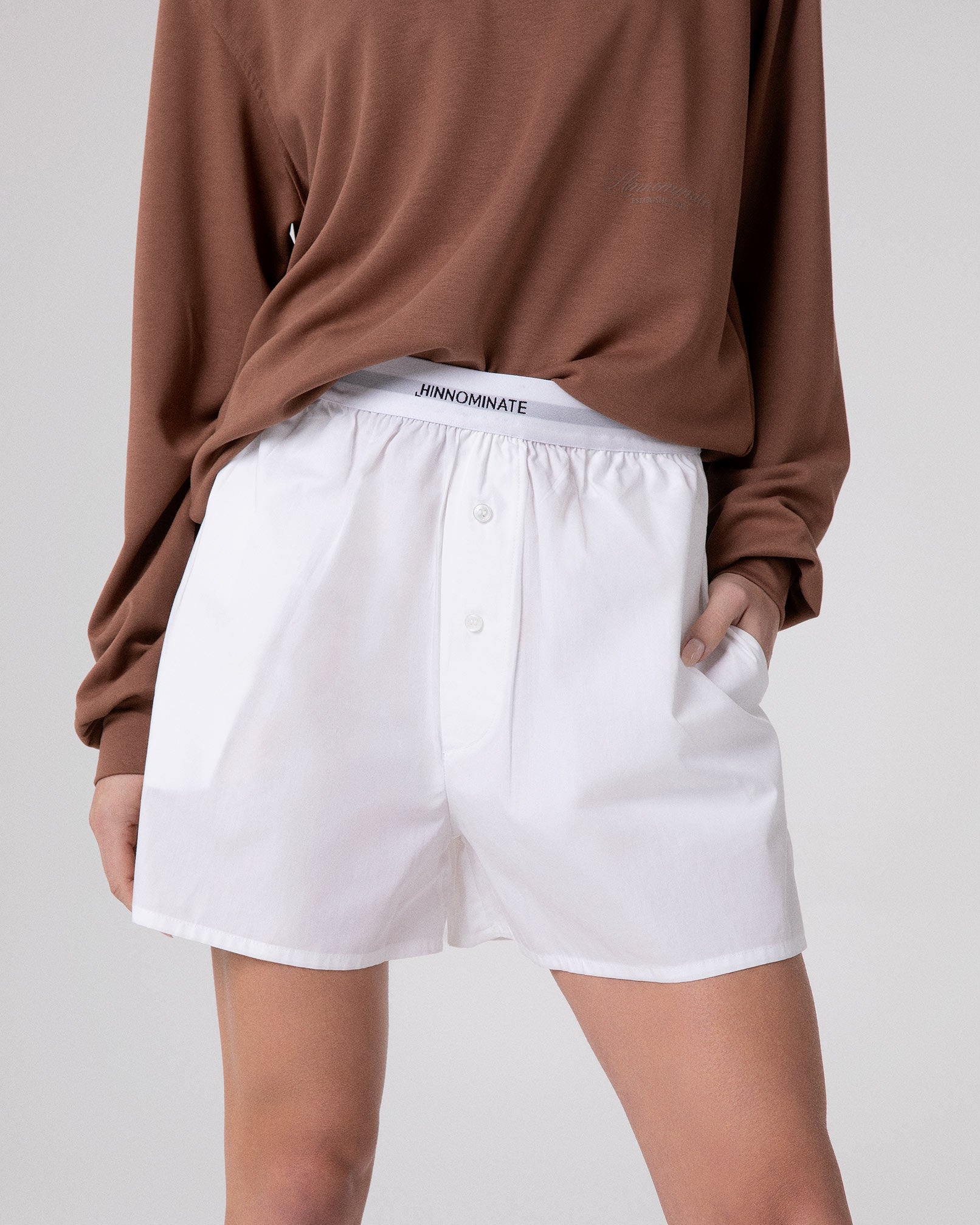 BERMUDA IN COTONE CON ELASTICO IN VITA LOGATO