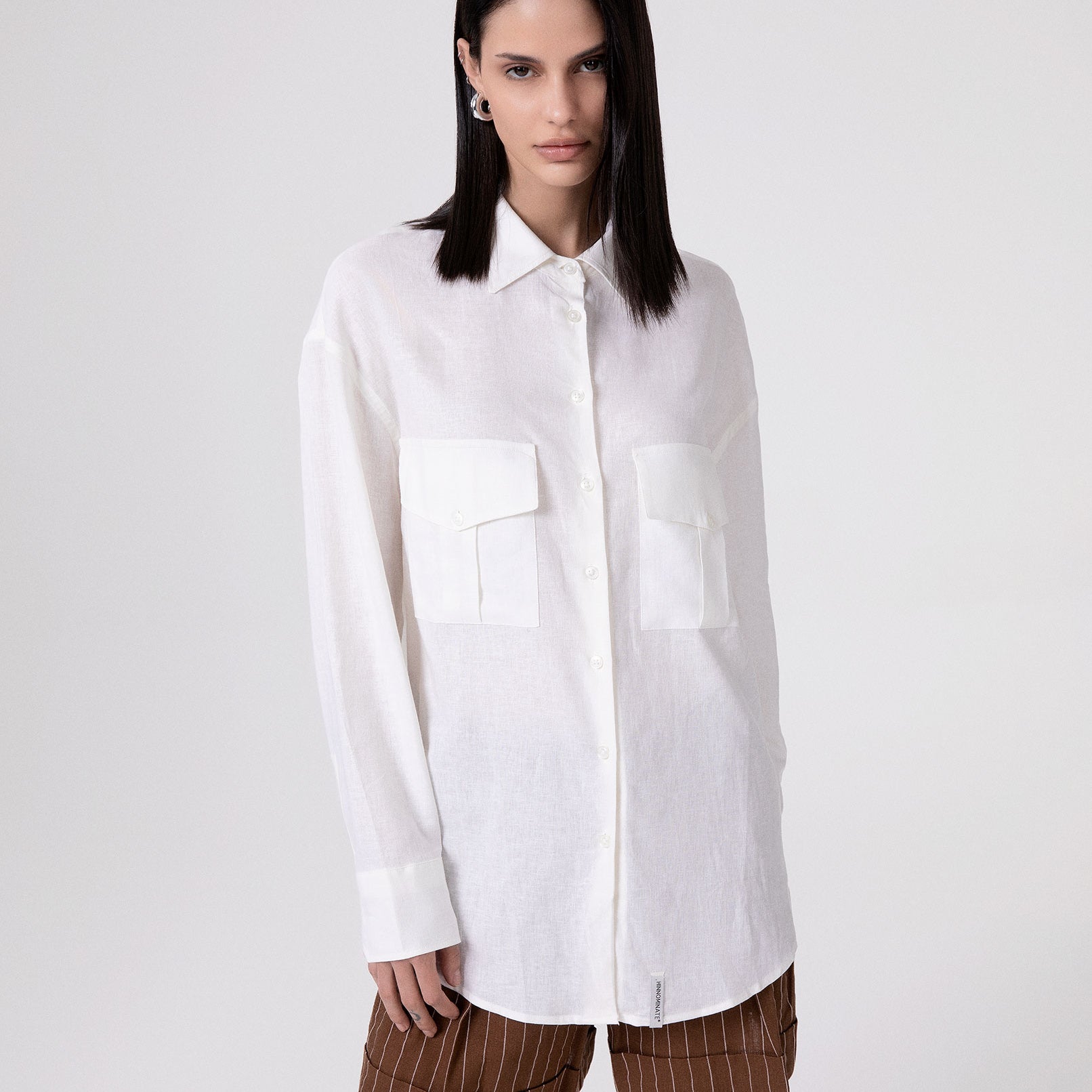 CAMICIA IN LINO CON TASCHE FRONTALI