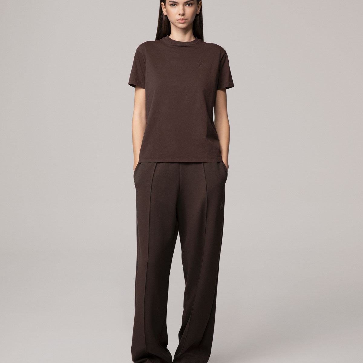 PANTALONE IN VISCOSA CON NERVATURE