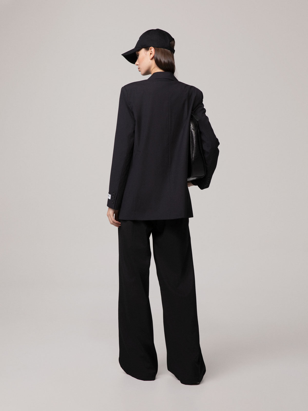 PANTALONE IN FRESCOLANA CON PENCES E COULISSE