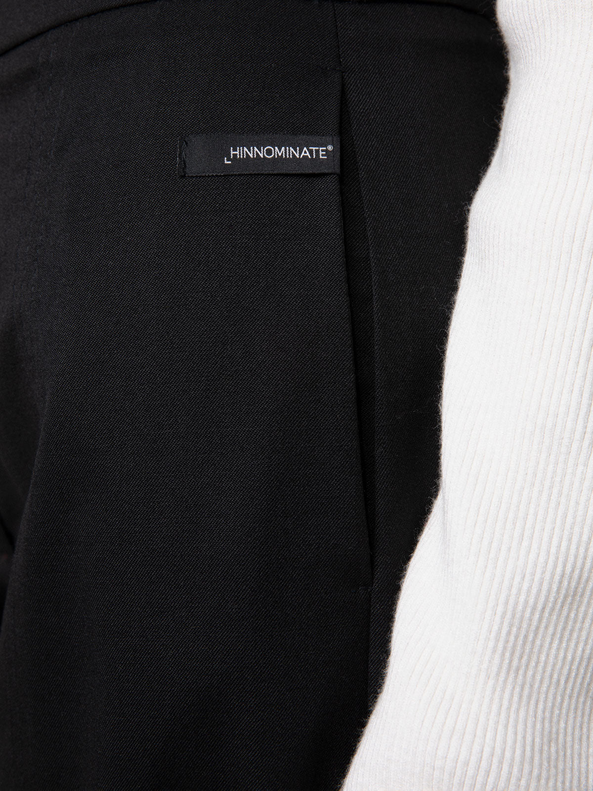 PANTALONE FIT BANANA IN FRESCOLANA