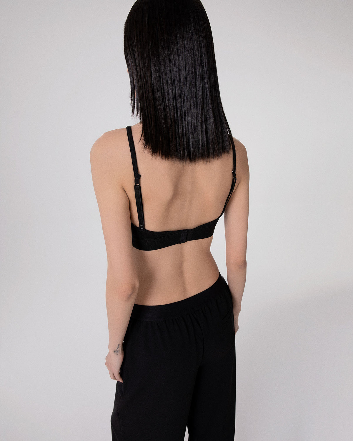 REGGISENO IN COSTINA CON ELASTICO E ETICHETTA