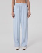 PANTALONE IN VISCOSA MORBIDO CON NERVATURE SUL DAVANTI