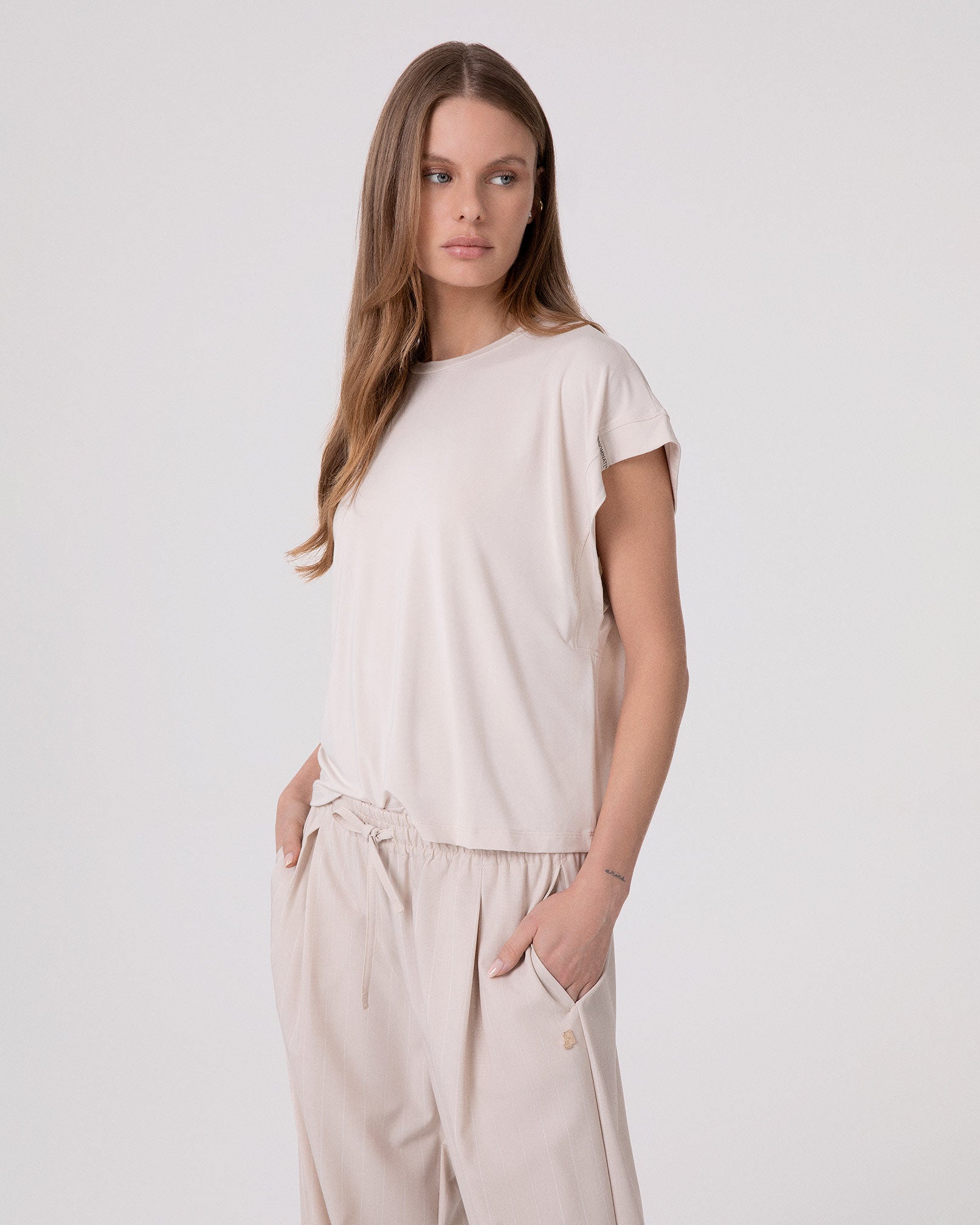 T-SHIRT IN VISCOSA OVER