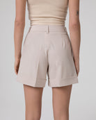 SHORTS CON RISVOLTO E PENCES