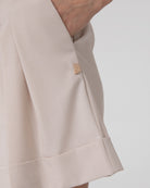 SHORTS CON RISVOLTO E PENCES