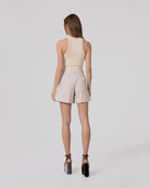 SHORTS CON RISVOLTO E PENCES