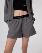 SHORTS CON ELASTICO IN VITA