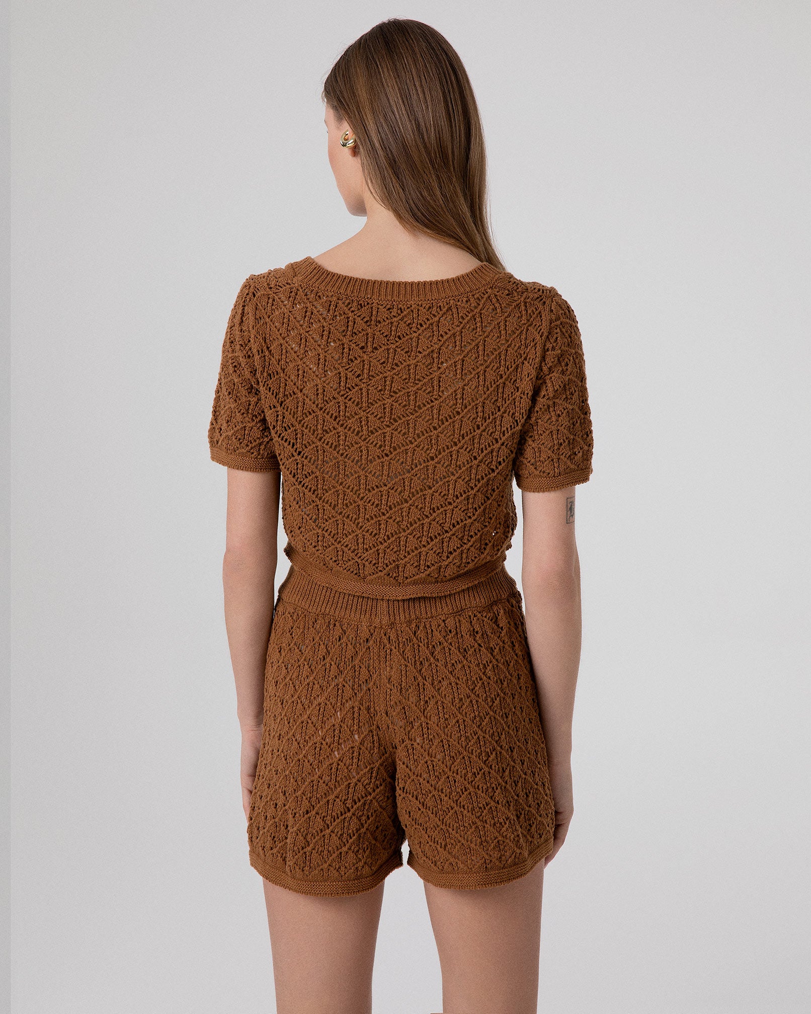 CROP TOP IN MAGLIA TRAFORATA CON M/M/ A TROMBETTA