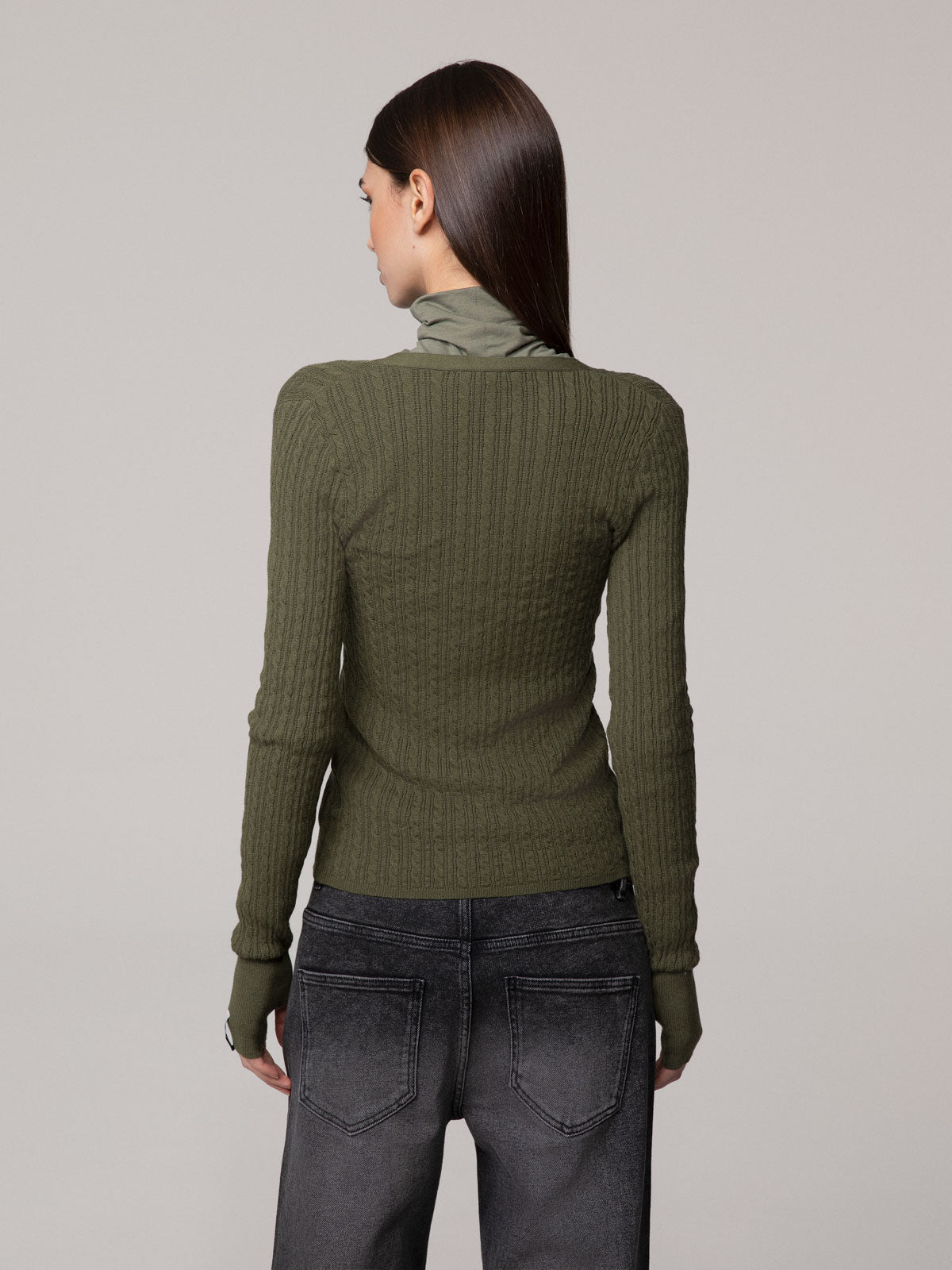 CARDIGAN IN MAGLIA CON SCOLLO A "V"
