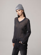 MAGLIA CON SCOLLLO A "V" IN MOHAIR
