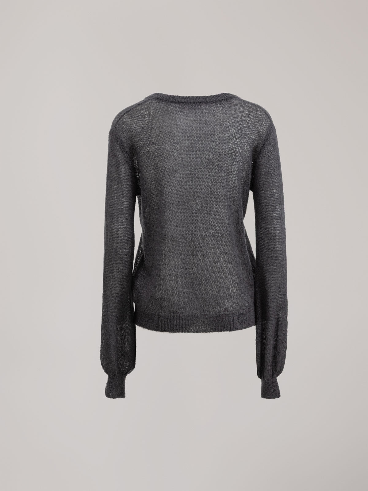 MAGLIA CON SCOLLLO A "V" IN MOHAIR