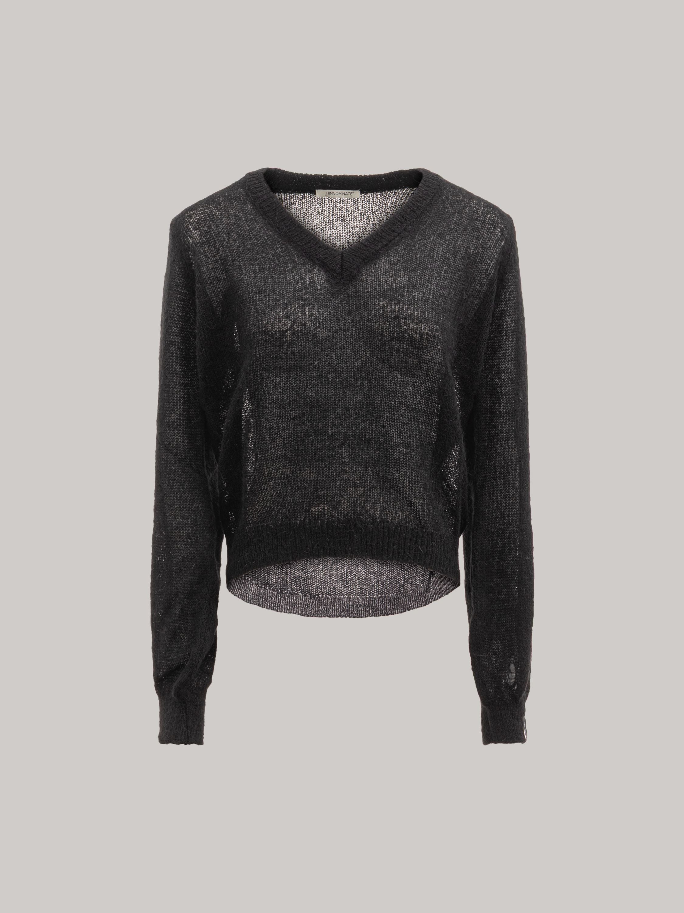 MAGLIA CON SCOLLLO A "V" IN MOHAIR