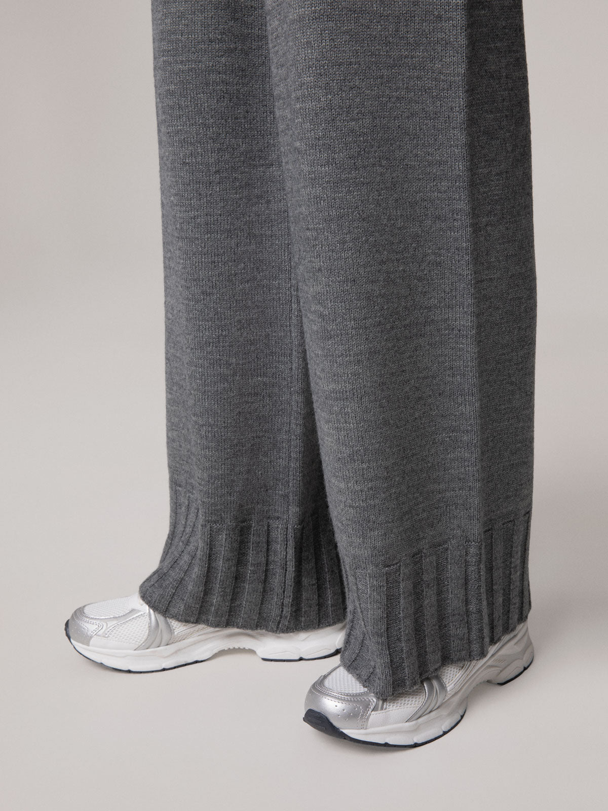 PANTALONE A PALAZZO IN MAGLIA RASATO