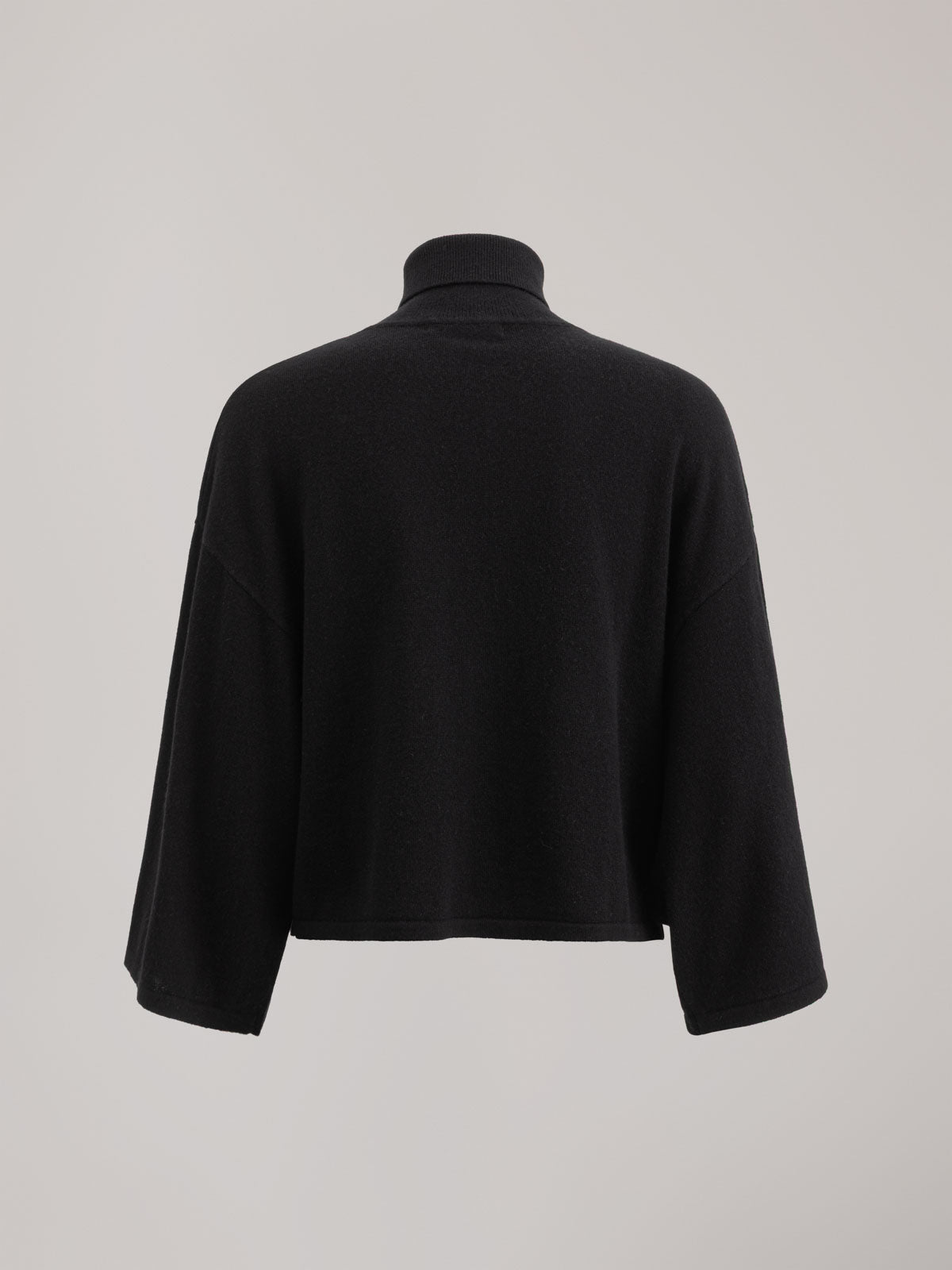 MAGLIA DOLCEVITA CORTA CON MANICA AMPIA