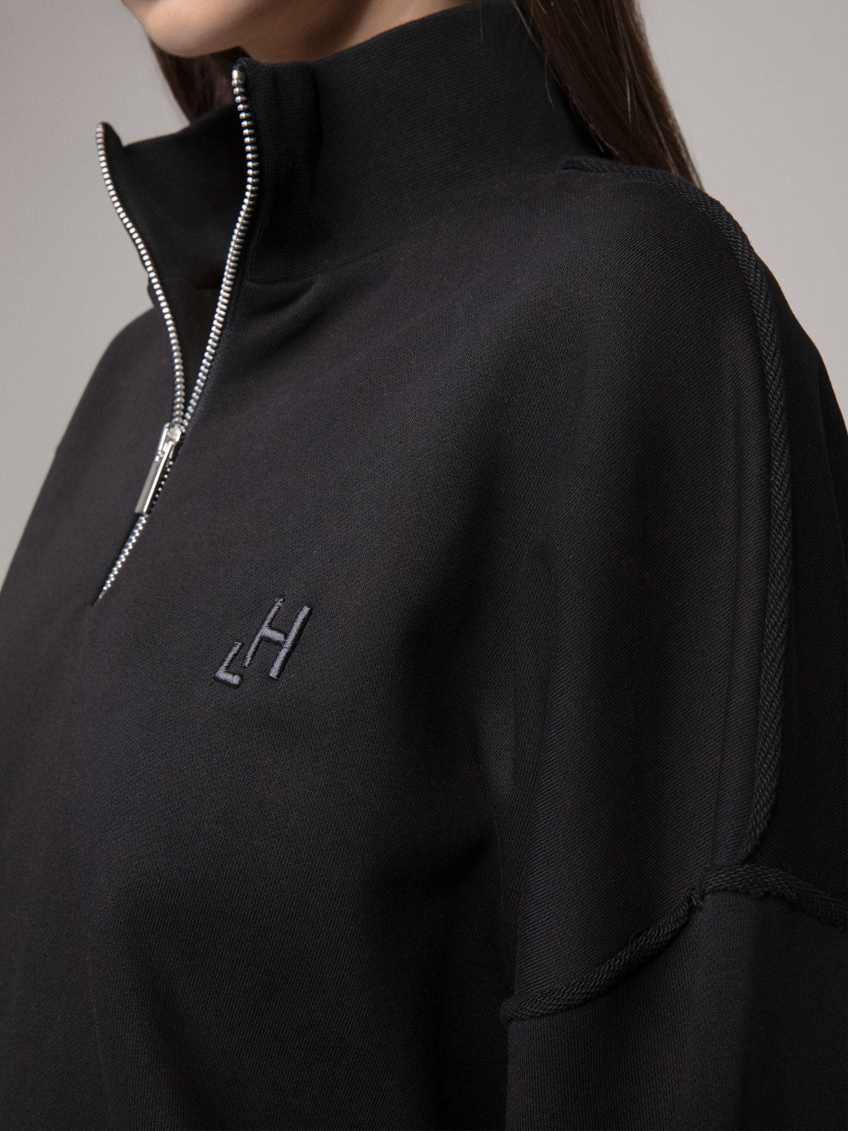 FELPA OVERSIZE CON CUCITURE A VISTA