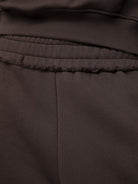 PANTALONE BASICO CON PARTI A ROVESCIO