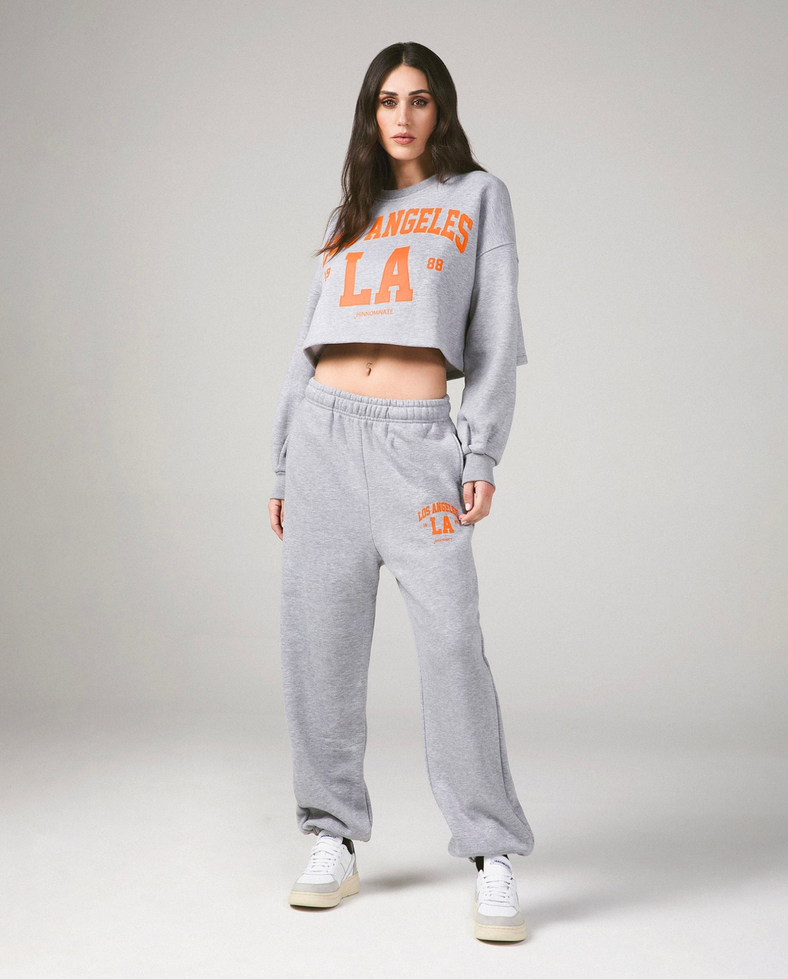 Picture of Oversized fleece trousers with elastic Melange grey