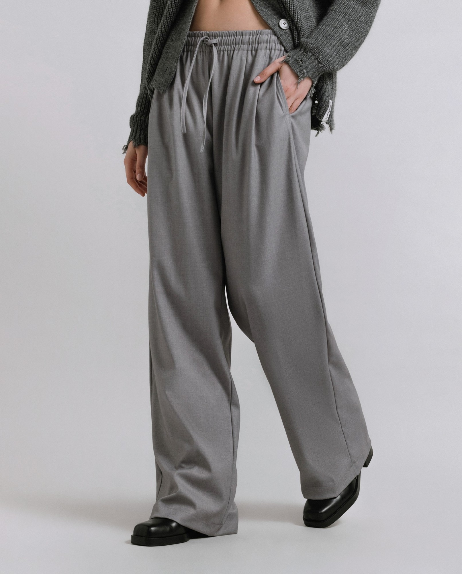 Pantalone Over Con Pences e Coulisse in Vita •  Grigio Melange