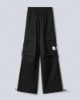 Pantalone In Nylon Con Tasconi •  Nero