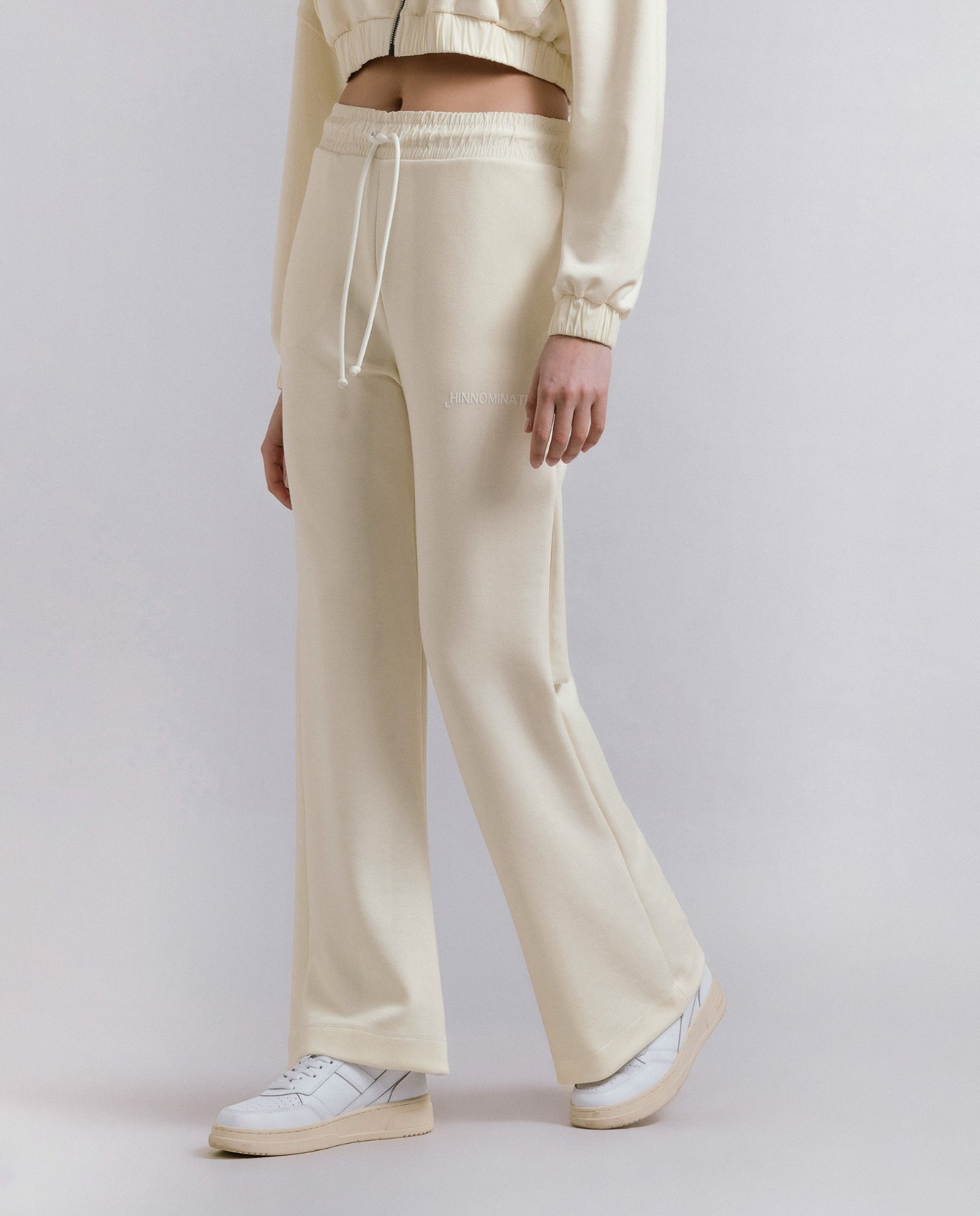 Pantalone Dritto In Modal con Inserti Nylon •  Off White