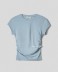 T-shirt in bielastico smanicata con arricciature sui fianchi • Azzurro polvere