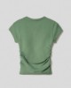 T-shirt in bielastico smanicata con arricciature sui fianchi • Muschio